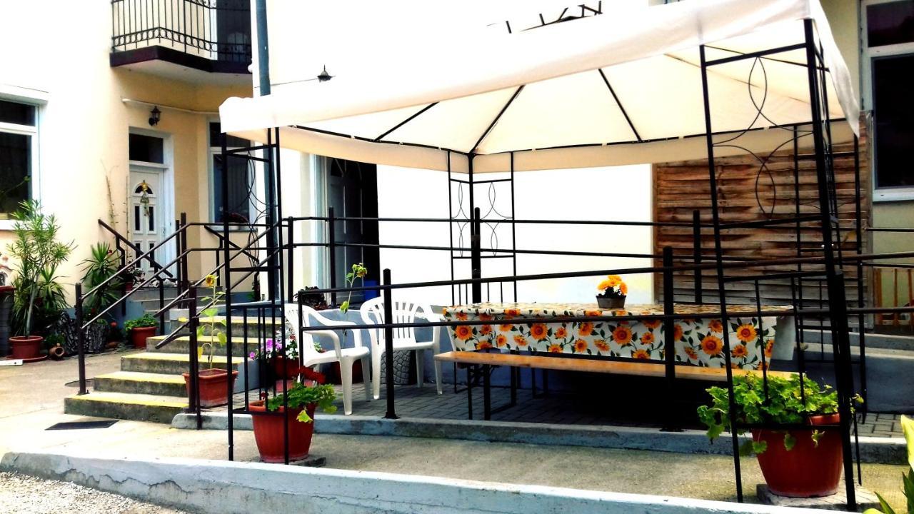 Hostel Romzsa Todor Kollegium Szegedin Exterior foto